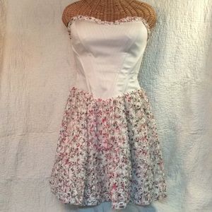 Betsey Johnson prom formal dress size 8 Adorable!